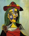 Frau au chapeau et col en fourrure 1937 kubist Pablo Picasso